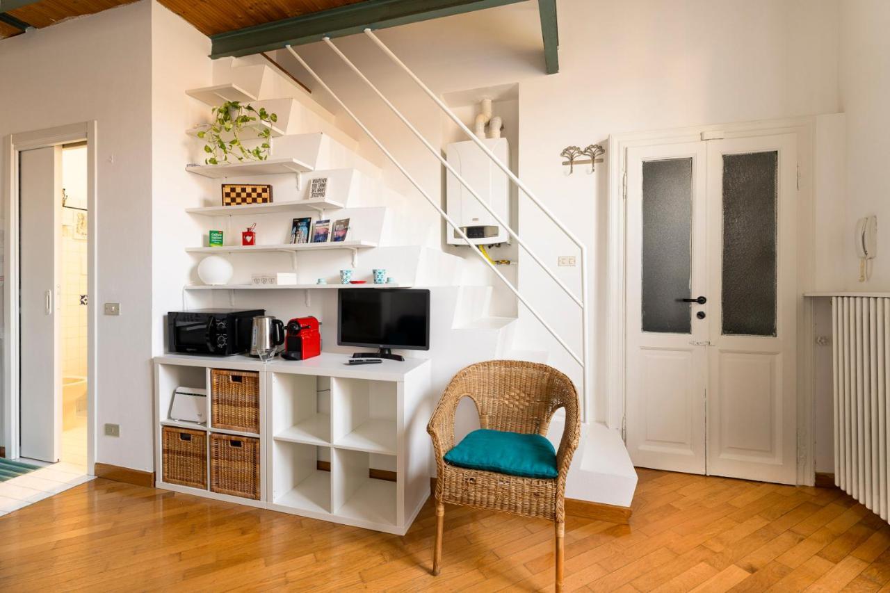 Loft Navigli Porta Genova Apartment Milan Bagian luar foto